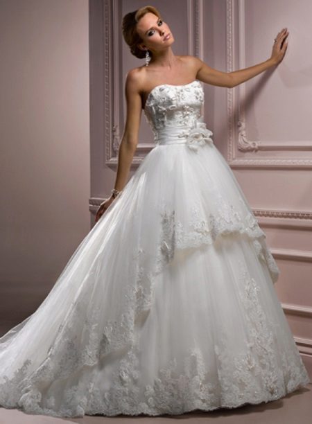 Wedding dress with corset decor