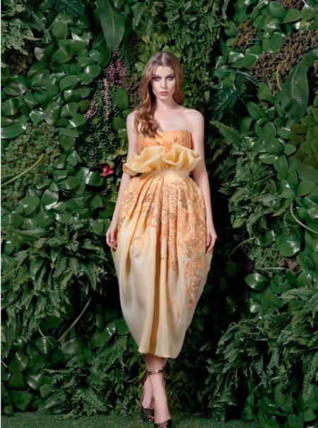 Evening dress balloon