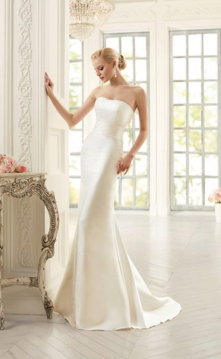 Wedding dress direct from Navibl
