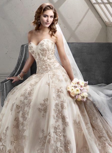 Wedding dress with lace and Swarovski crystals