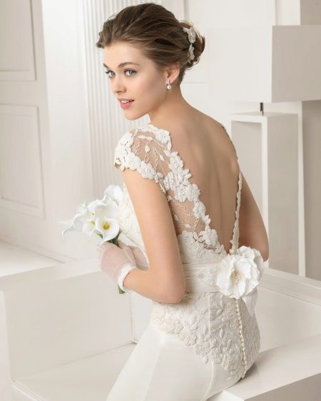 Wedding dress with lace
