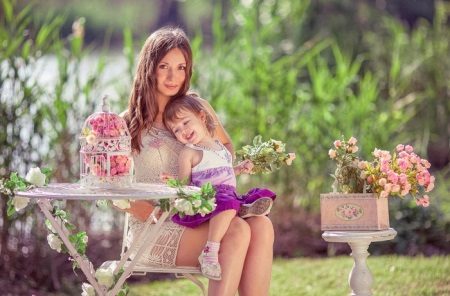 Sessió fotogràfica de la mare i el nadó