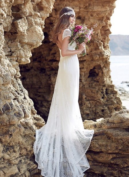White wedding dress in the style of boho