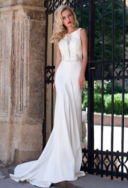 Wedding dress direct from Oksana Mukha