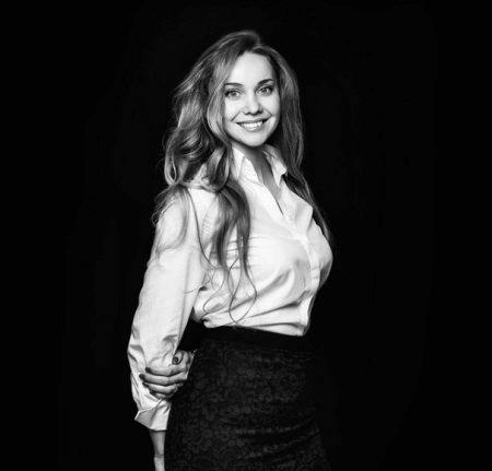 Oksana Pravnik Designer