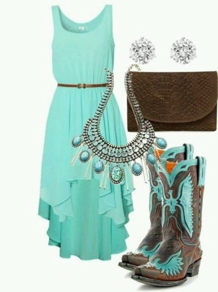 Accessories for a turquoise dress
