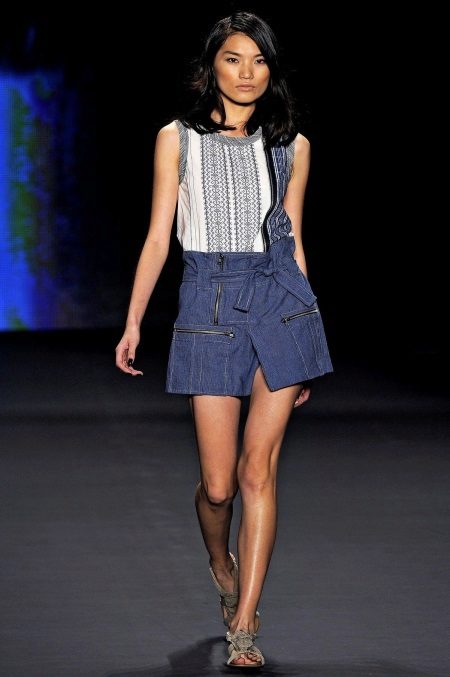 Haljina s traper suknjom