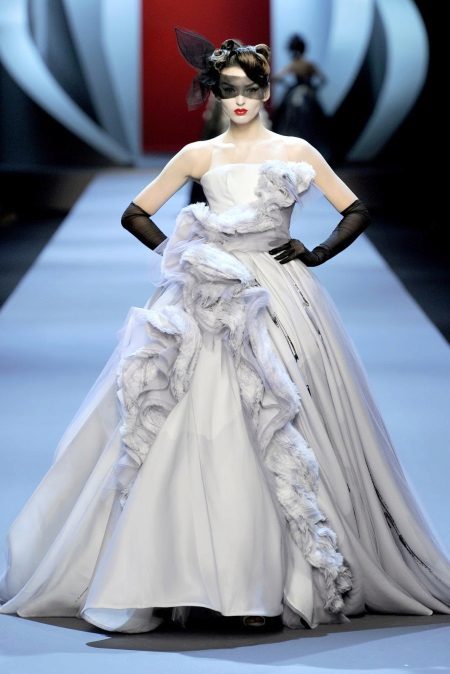 A magnificent wedding dress from Dior