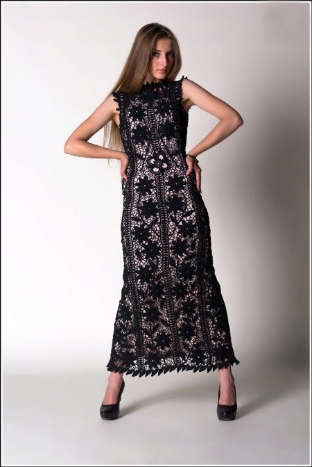 Black knit dress to the floor