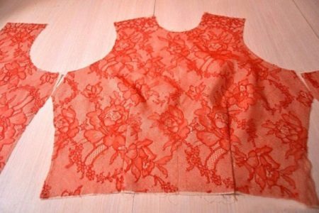 Front of lace front couture evening dress