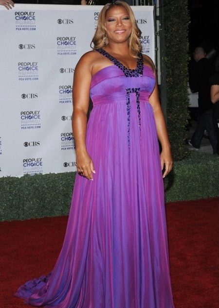 A long dress in a floor of the correct cut hiding the figure of a fat woman