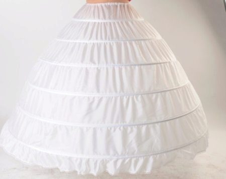 Lush petticoat on rings