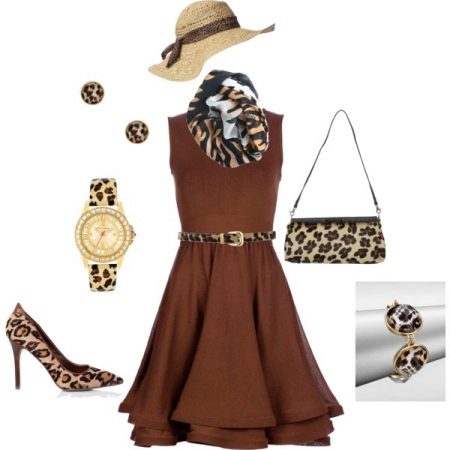 Accessories for a short brown dress