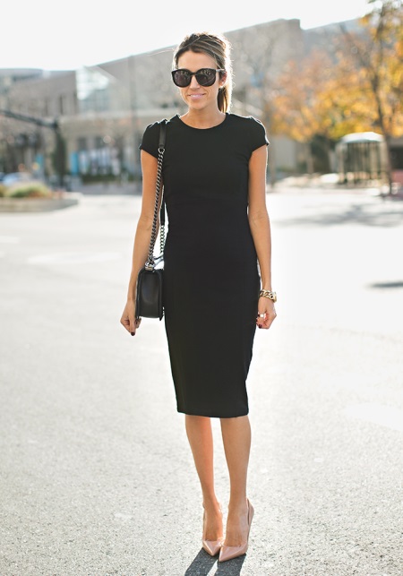 Accessories and jewelry for office dress