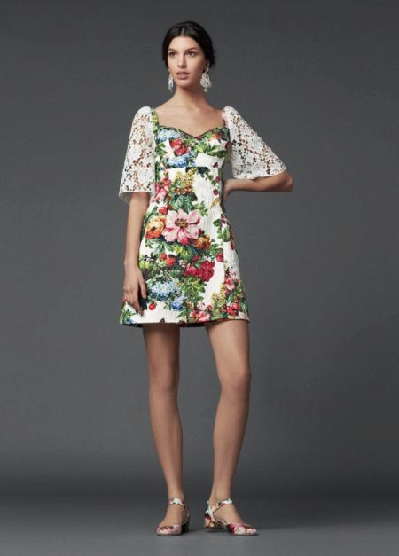 Floral dress with lace