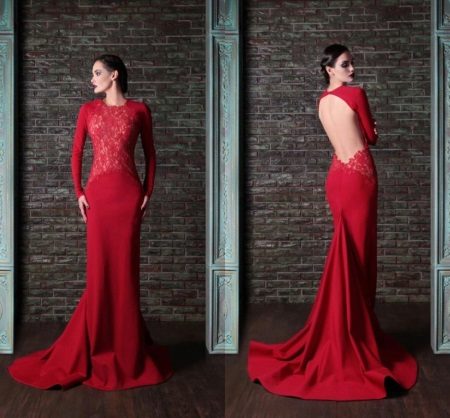 Dress with open back burgundy