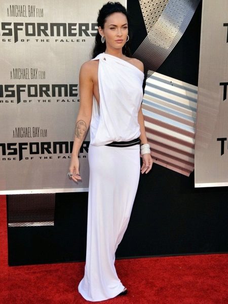 Robe toge asymétrique