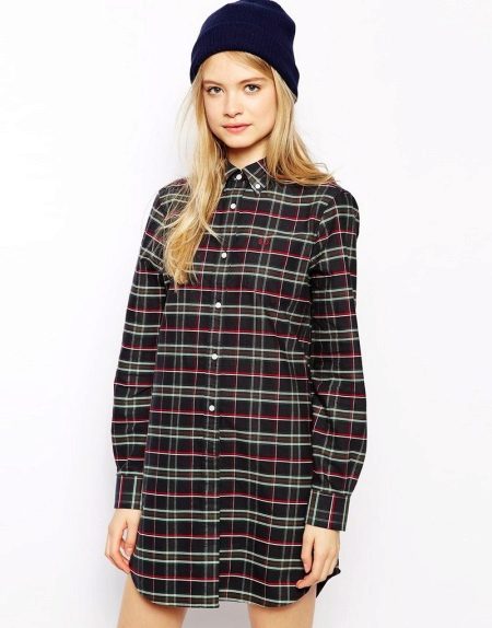 Black check shirt dress with a hat