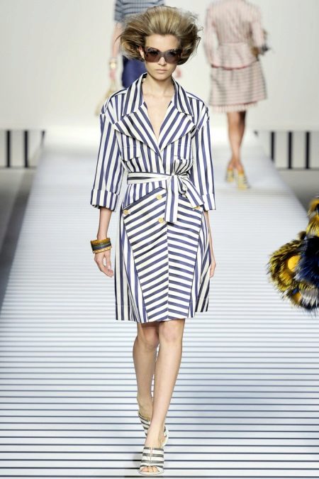 Dress in a marine style for every day