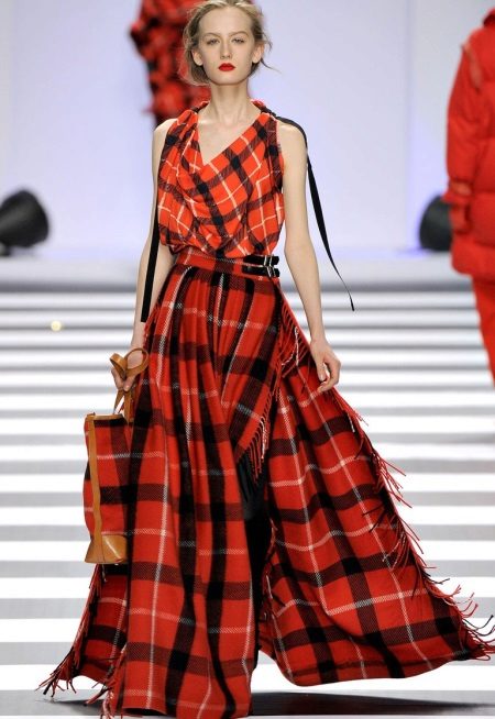 Plaid dress (tartan) red
