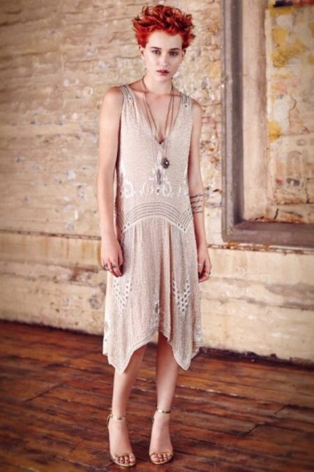 Čikāgas stila slīpa kleita