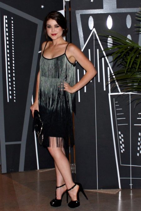 Čikāgas bārkstis kleita