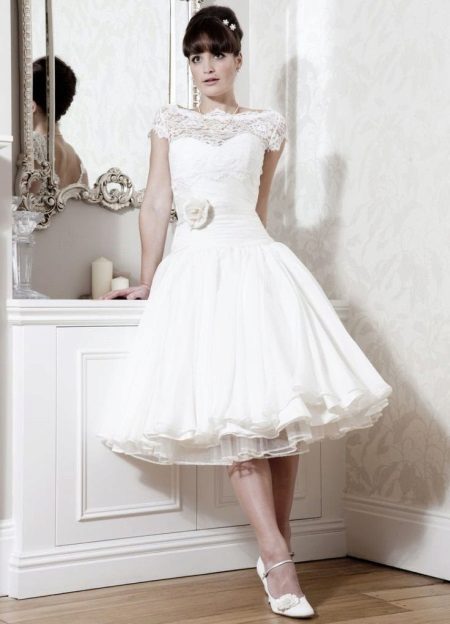 50s style puffy wedding dress
