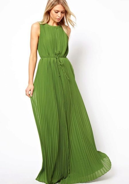Pleated long green dress