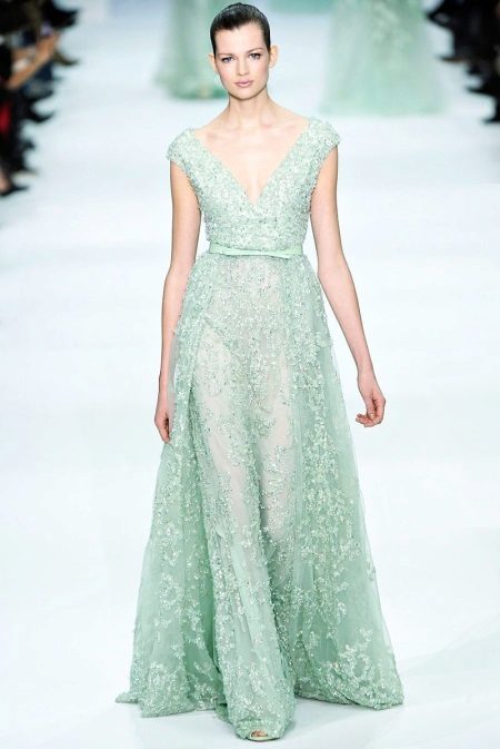 Green tender wedding dress