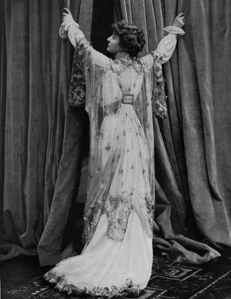 18th century home dress