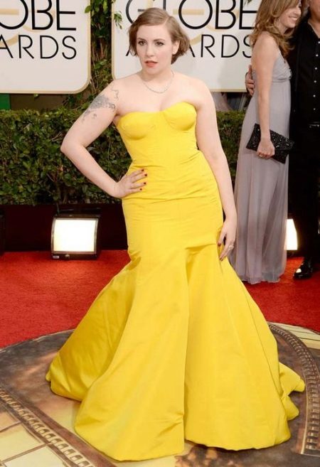 Μακρύ φόρεμα μπουζούρι με χαμηλή μέση πλήρη φούστα για πλήρη