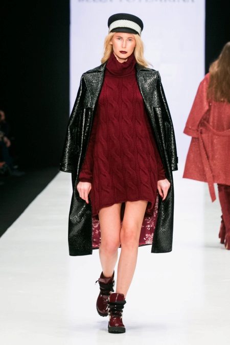 Woolen sweater dress with braids