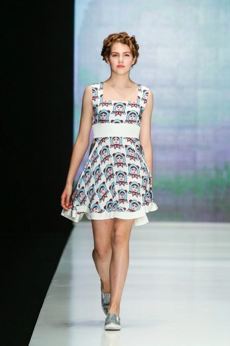 Fitted dress short color