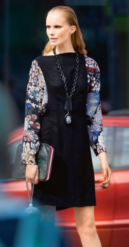 ชุดค้างคาวกับแขนที่ถอดออกได้