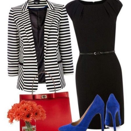 Accessoris per a un vestit de beina negra