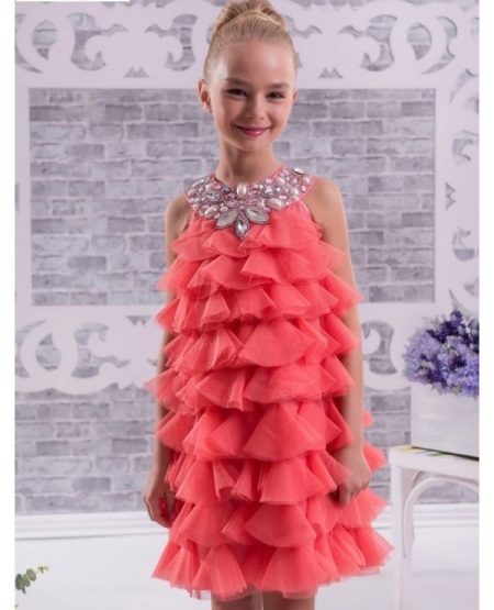 Chic girls dress in Chicago style