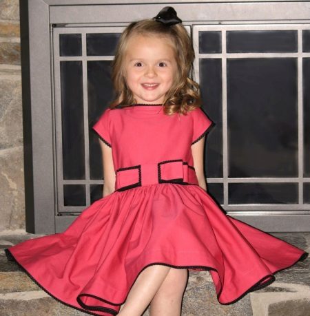 Graduation dress for the girl