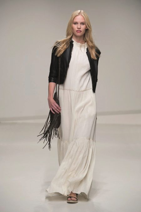 Jaqueta per un vestit llarg blanc