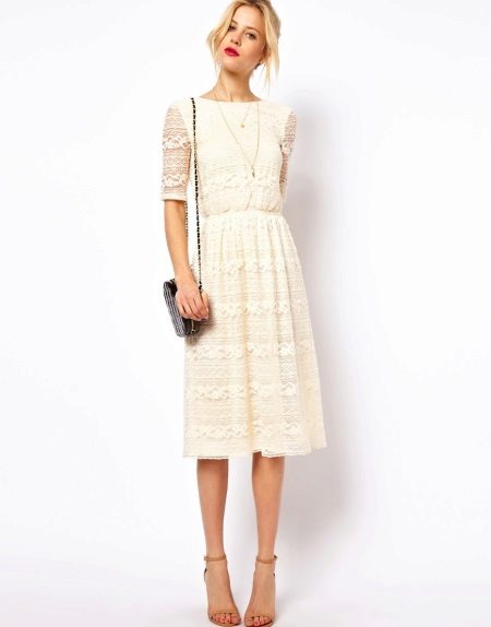 Accessories for a dress midi lace