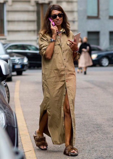 Jewelery for a Denim Floor-Length Shirt Dress