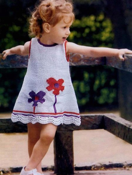 Knitted flower dress for girls knitting