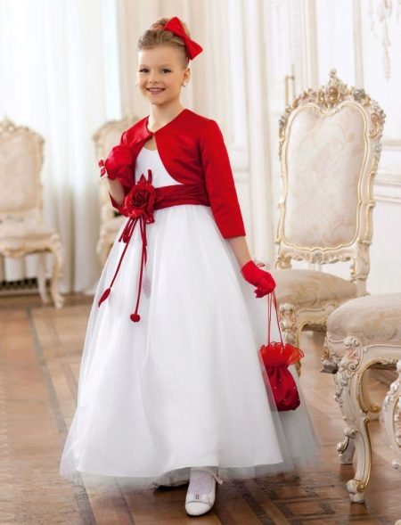 Bolero to prom dress in kindergarten
