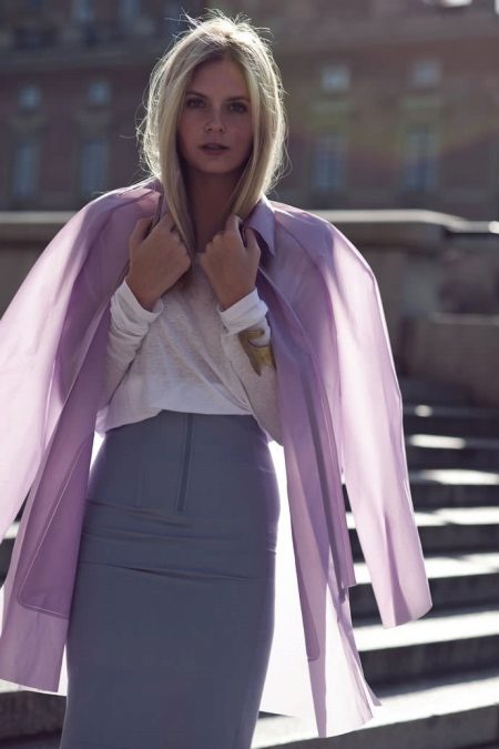 Solid pencil skirt for office