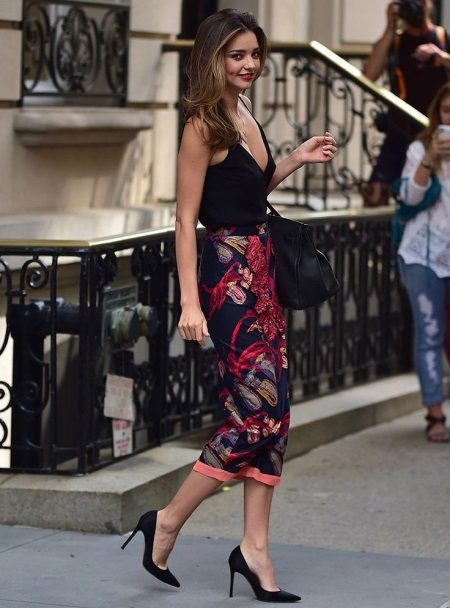 Printed pencil skirt