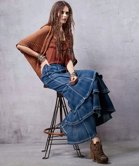 Denim skirt with frill