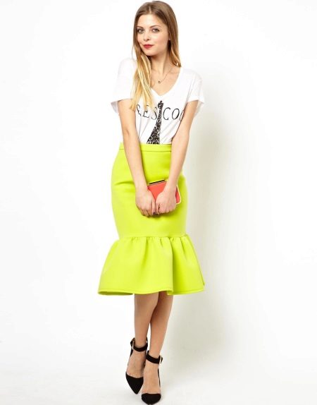 Skirt with frill
