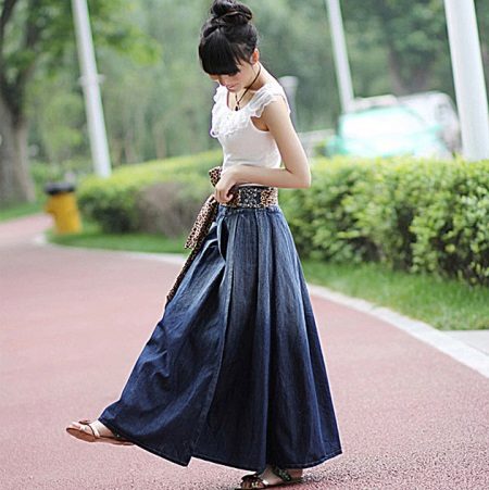 long fluffy skirt