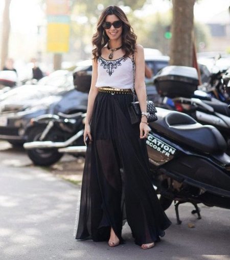 Skirts for girls with a figure like Pear