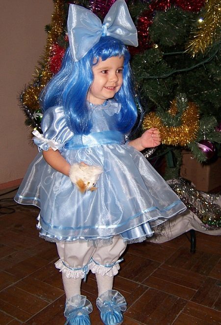 New Year's dress Malvins for the girl