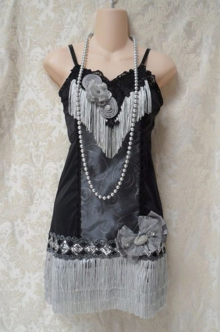 Kleid im Chicago-Stil